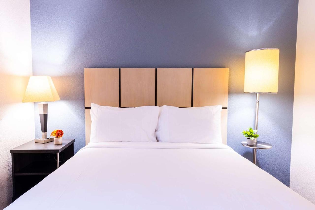 Sonesta Simply Suites أرلينغتون المظهر الخارجي الصورة